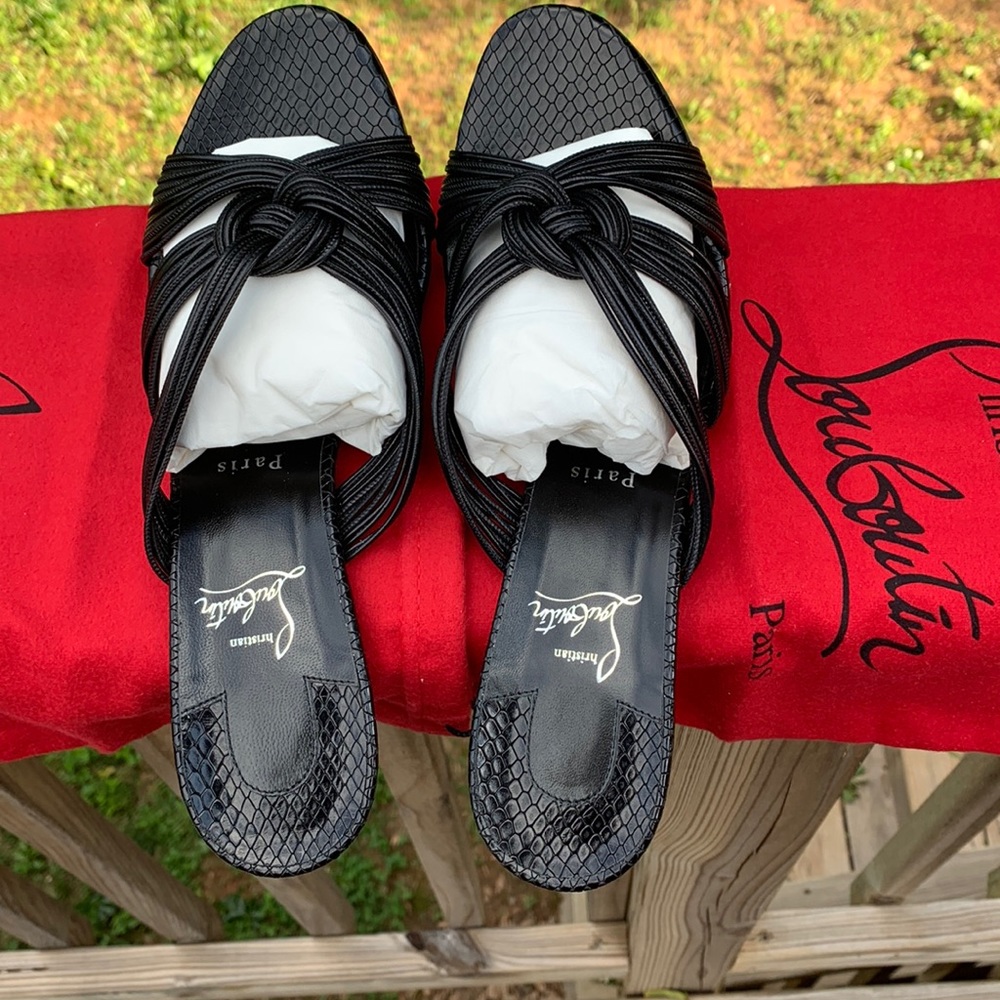 Women’s Christian louboutin size42 brand new in box